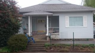 1934 45 Ave, Portland OR  97213-1419 exterior