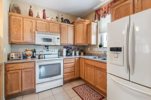 934 Atlantic Ave, Monaca PA 15061-2109 exterior