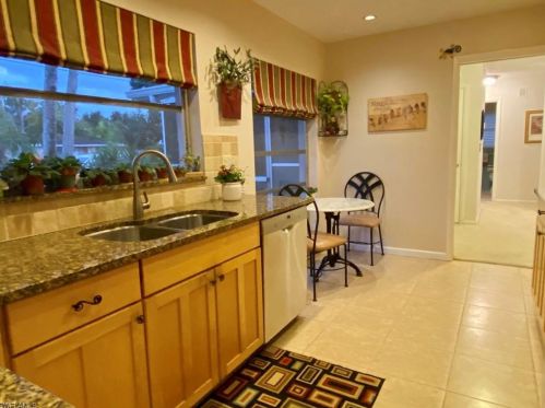 4473 19 Pl, Naples FL 34116-6405 exterior