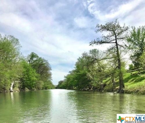 1314 Whispering Water, Spring Branch TX 78070-5613 exterior