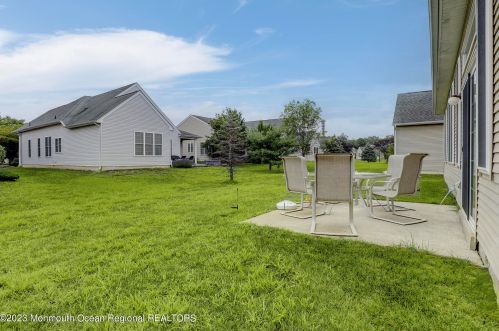 16 Muirfield Rd, Jackson Twp NJ 08527-2657 exterior