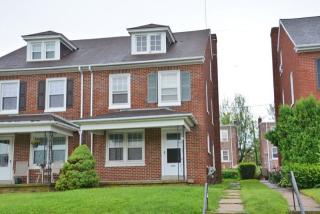 858 Lehigh Ave, Lancaster PA  17602-2417 exterior