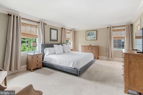 4654 Upton St, Washington DC 20016-2370 exterior