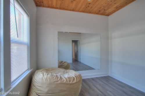 1332 9th St, Tucson AZ  85719-5456 exterior