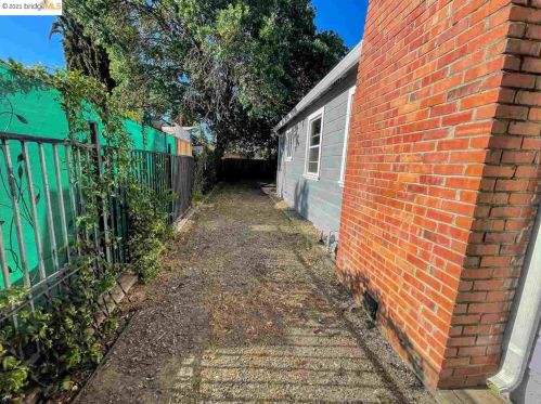 2918 Euclid Ave, Concord CA  94519-2634 exterior