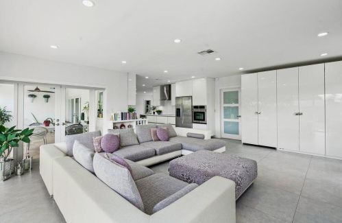 1049 Palmetto Park Rd, Boca Raton FL  33486-3417 exterior