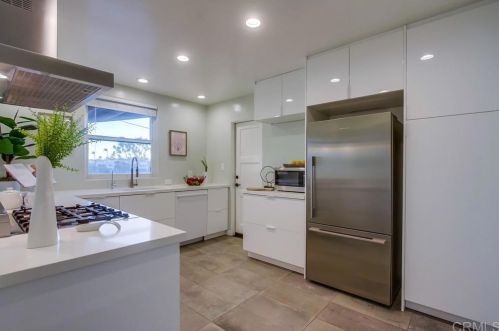 4385 Alder Dr, San Diego CA  92116-2323 exterior