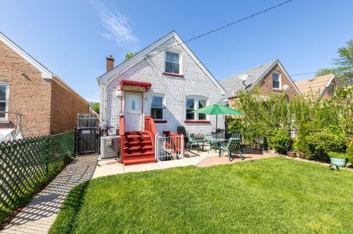 3449 55 St, Chicago IL 60632-3211 exterior