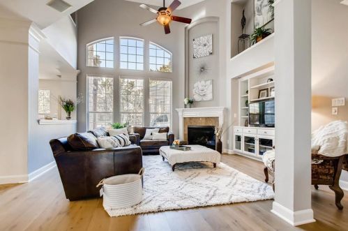 10122 Dianella Ln, Austin TX 78759-3036 exterior