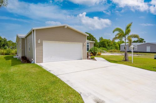 3600 Red Tailed Hawk Dr, Fort Pierce FL 34952-3023 exterior