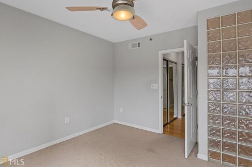 275 13th St, Atlanta GA 30309-3618 exterior