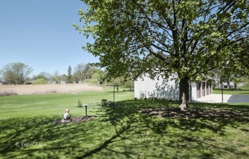 810 Bunker St, Bull Valley IL 60098-3941 exterior