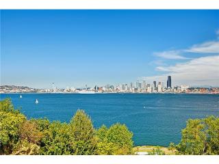 1742 Victoria Ave, Seattle, WA 98126-2053