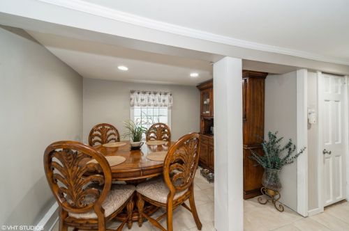 2036 Pulaski Rd, Chicago IL 60803-1114 exterior