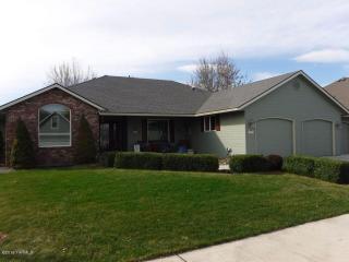 7816 Mead Ave, Yakima, WA 98908-1827