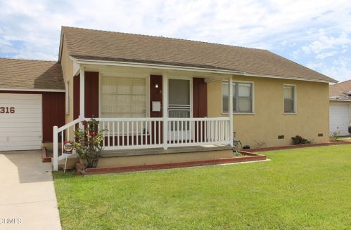 316 Juniper St, Oxnard, CA 93033-3856