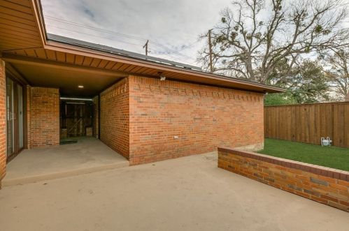 9930 Cloister Dr, Dallas TX 75228-3617 exterior