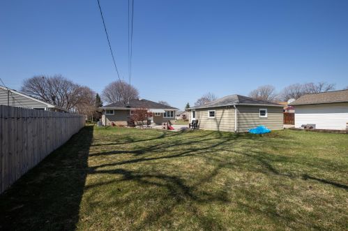 2874 99, Milwaukee WI 53222-3416 exterior