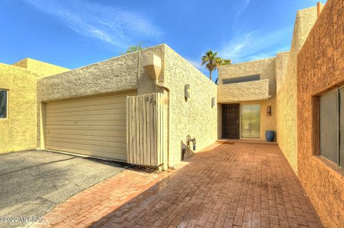 825 Placita Del Mirador, Tucson, AZ 85718-1956