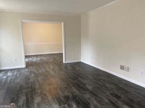 945 Rock Chapel Rd, Lithonia GA  30058-5826 exterior