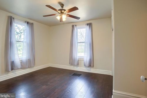 1217 West St, Carlisle PA 17013-1443 exterior