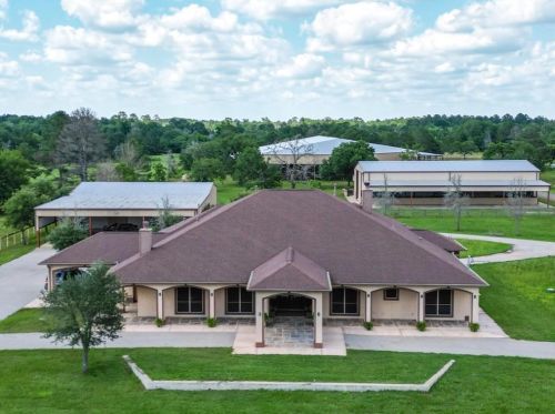 27774 Muckelroy Rd, Hempstead TX  77445-7296 exterior