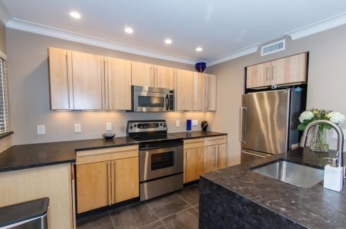 6469 Bordeaux Ave, Dallas TX 75209-5703 exterior