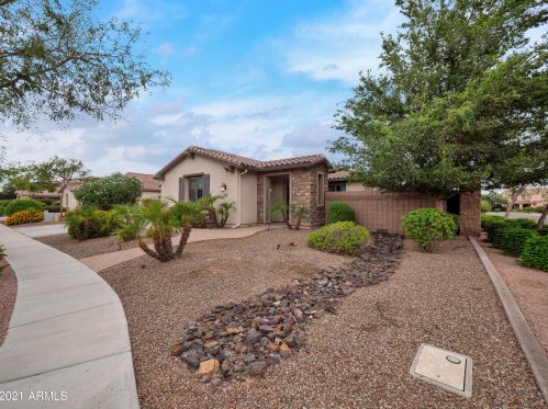 73 Crescent Way, Chandler AZ  85248-5150 exterior