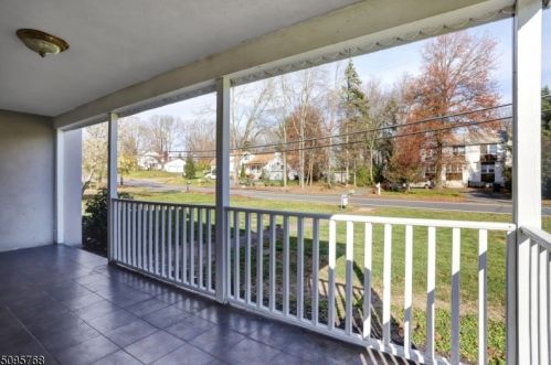 103 Parsippany Rd, Whippany NJ  07981-1109 exterior