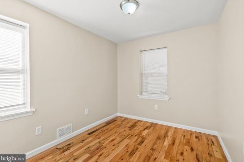 2512 Marshall St, Philadelphia PA 19120-3739 exterior