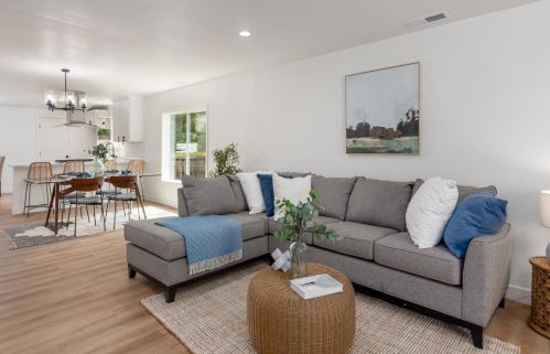 407 Wool St, Folsom CA 95630-2556 exterior