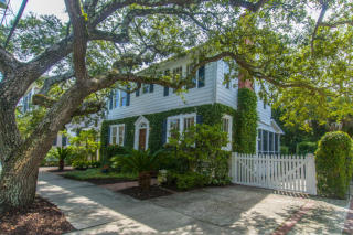 181 Wentworth St, Charleston, SC 29401-1234