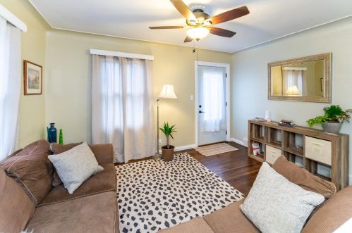 690 Glenbrook Ave, Saint Paul MN 55128-7405 exterior