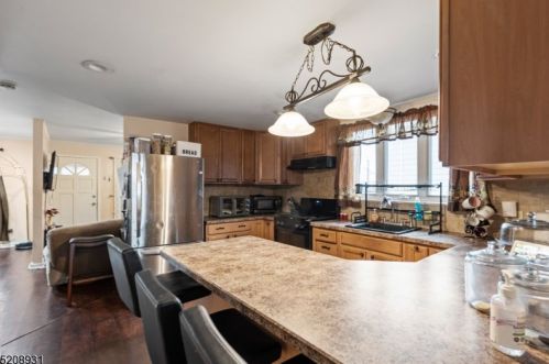 55 Lindsley Ave, Irvington NJ  07111-1749 exterior