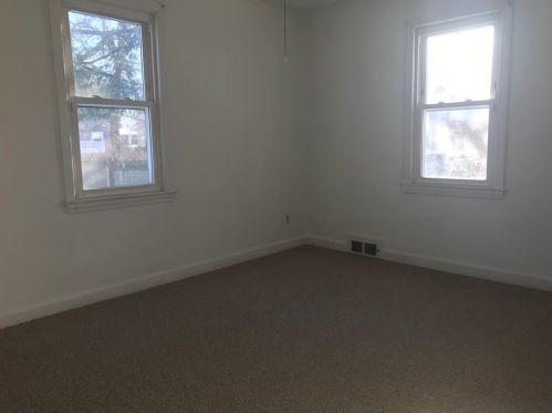 101 Lamont St, Springfield MA 01119-1422 exterior