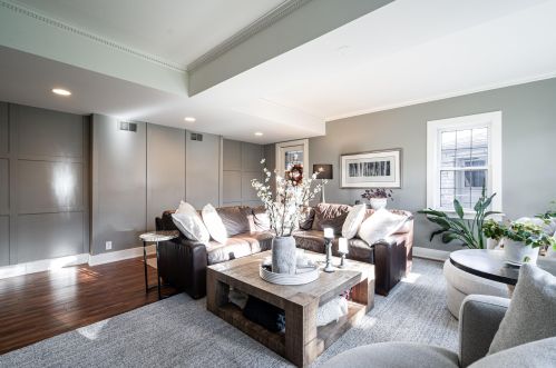 7425 Grand Pkwy, Milwaukee WI 53213-3566 exterior