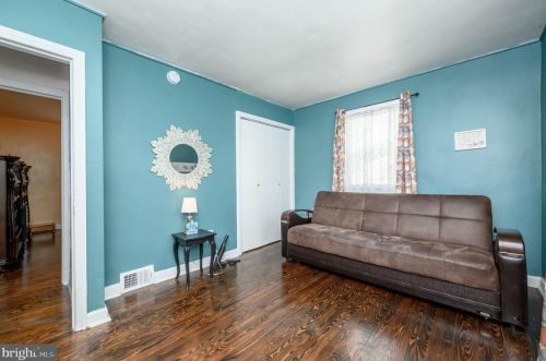 120 Bradford Ave, Trenton NJ  08610-2210 exterior