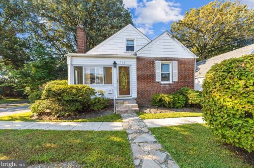 700 Forest Glen Rd, Silver Spring MD  20901-2210 exterior