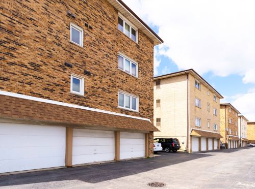 6257 Newland Ave, Chicago IL  60638-3957 exterior