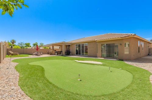 3174 Mead Dr, Chandler AZ 85248-5524 exterior