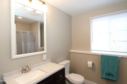 302 Burt, Grand Rapids MI 49548-3261 exterior