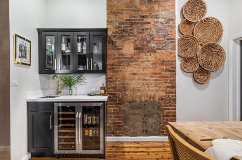 5109 Holmes St, Pittsburgh PA 15201-2433 exterior