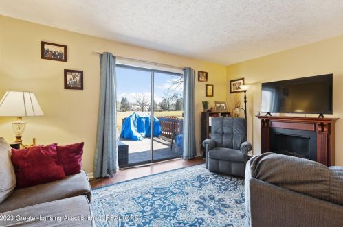 5874 Okemos Rd, Haslett MI 48840-9562 exterior