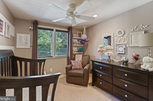 64 Mildred Ln, Chester PA 19014-2007 exterior