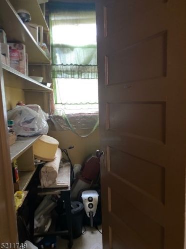 121 Seymour Ave, Newark NJ 07108-1714 exterior