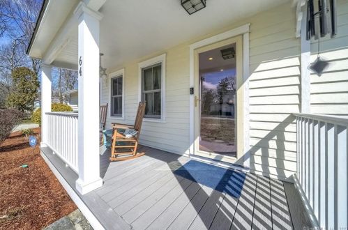 64 Grumman Ave, Norwalk, CT 06851-2523