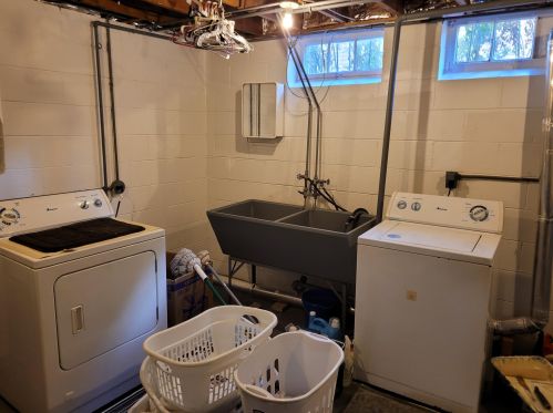 3845 61, Milwaukee WI 53216-2102 exterior