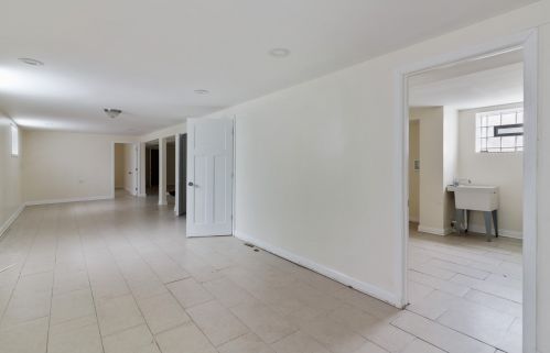 2614 78th St, Chicago IL 60649-5206 exterior