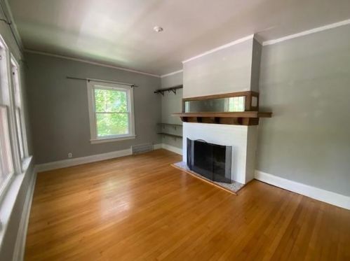 2500 Edgewood Ave, Milwaukee, WI 53211-2941