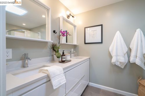 1319 Curtis, Berkeley CA 94702-1003 exterior